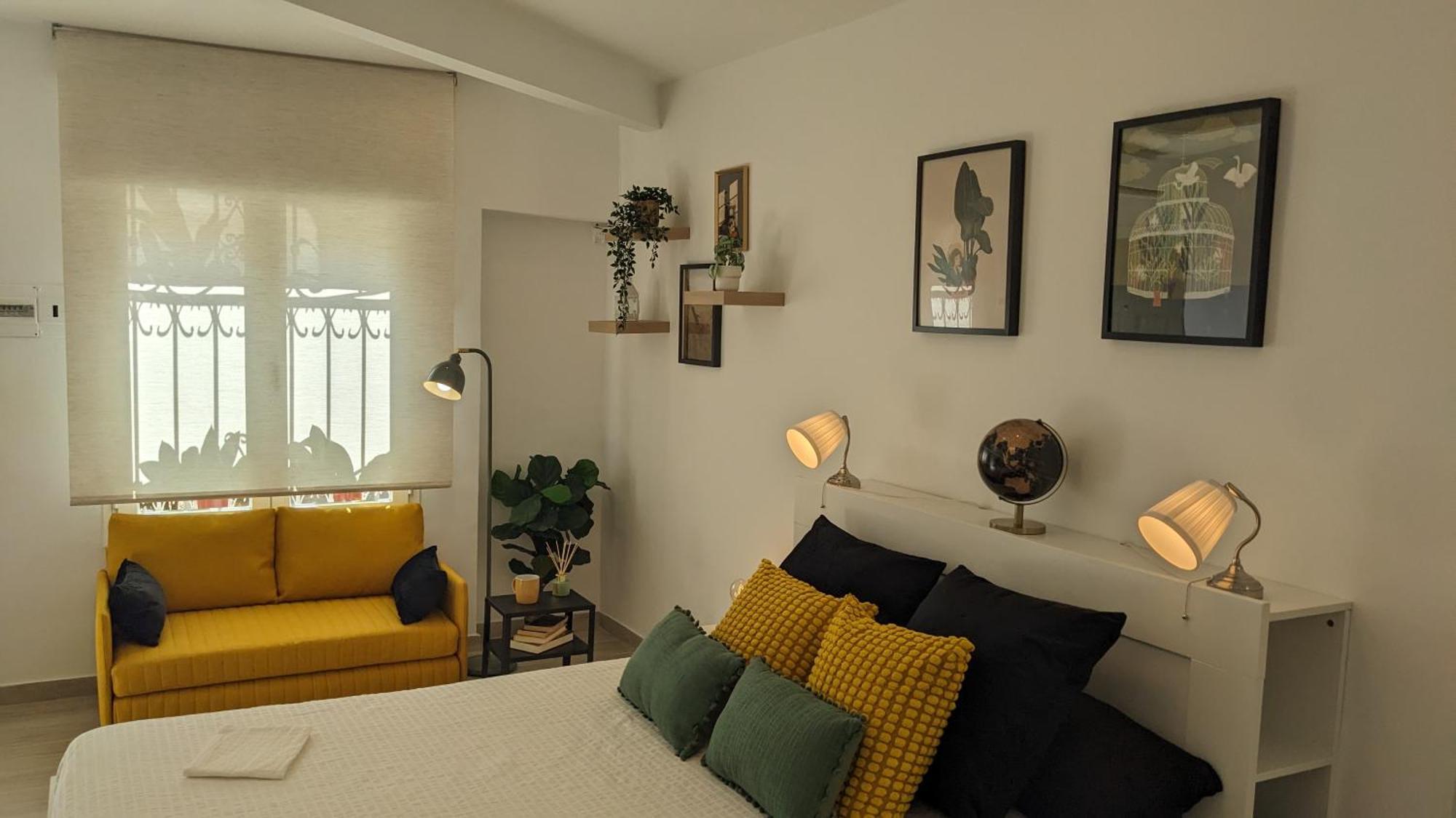 Estudio Con Piscina Y Parking, Playa A 4 Min A Pie, Tren A 2 Min Fuengirola Bagian luar foto